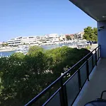 Amazing Seaview Apartment With A Balcony Near The Beach - Kneza Trpimira I
