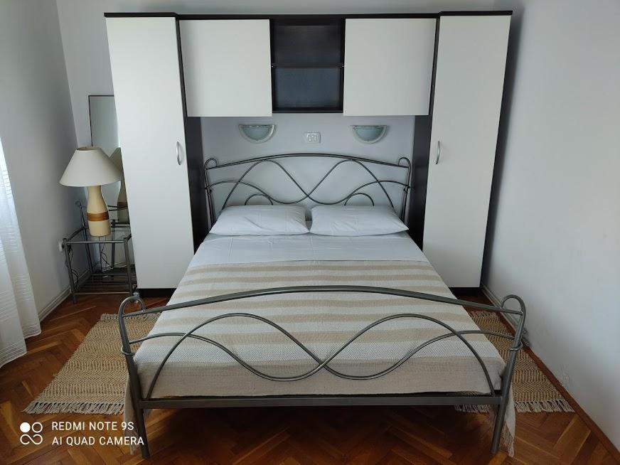 Apartment Amazing Seaview With A Balcony Near The - Kneza Trpimira I Zadar